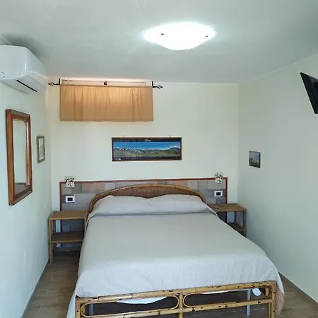 Cerseto 2 Bed & Breakfast 3*